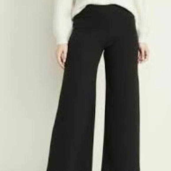 Old Navy Pants - NWT Old Navy Stevie High Rise Knit Pants